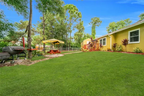 8434 Butternut Rd, Fort Myers FL 33967