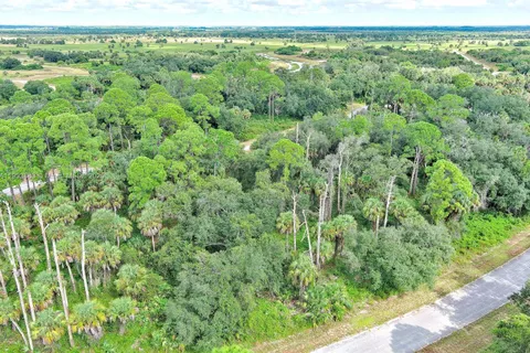 232 SPARKLE DR, La Belle FL 33935