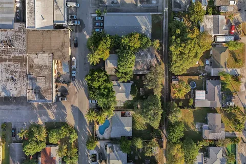 218 SW 14th Ct, Fort Lauderdale FL 33315