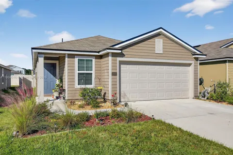 12686 Cucumber Tree St, Jacksonville FL 32218