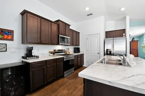 12686 Cucumber Tree St, Jacksonville FL 32218