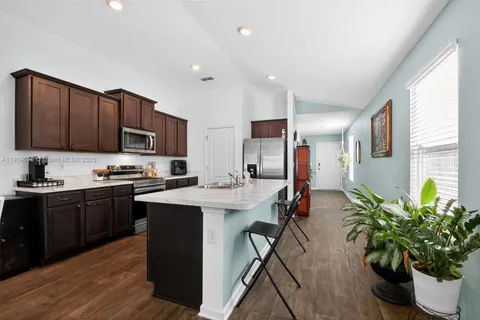 12686 Cucumber Tree St, Jacksonville FL 32218