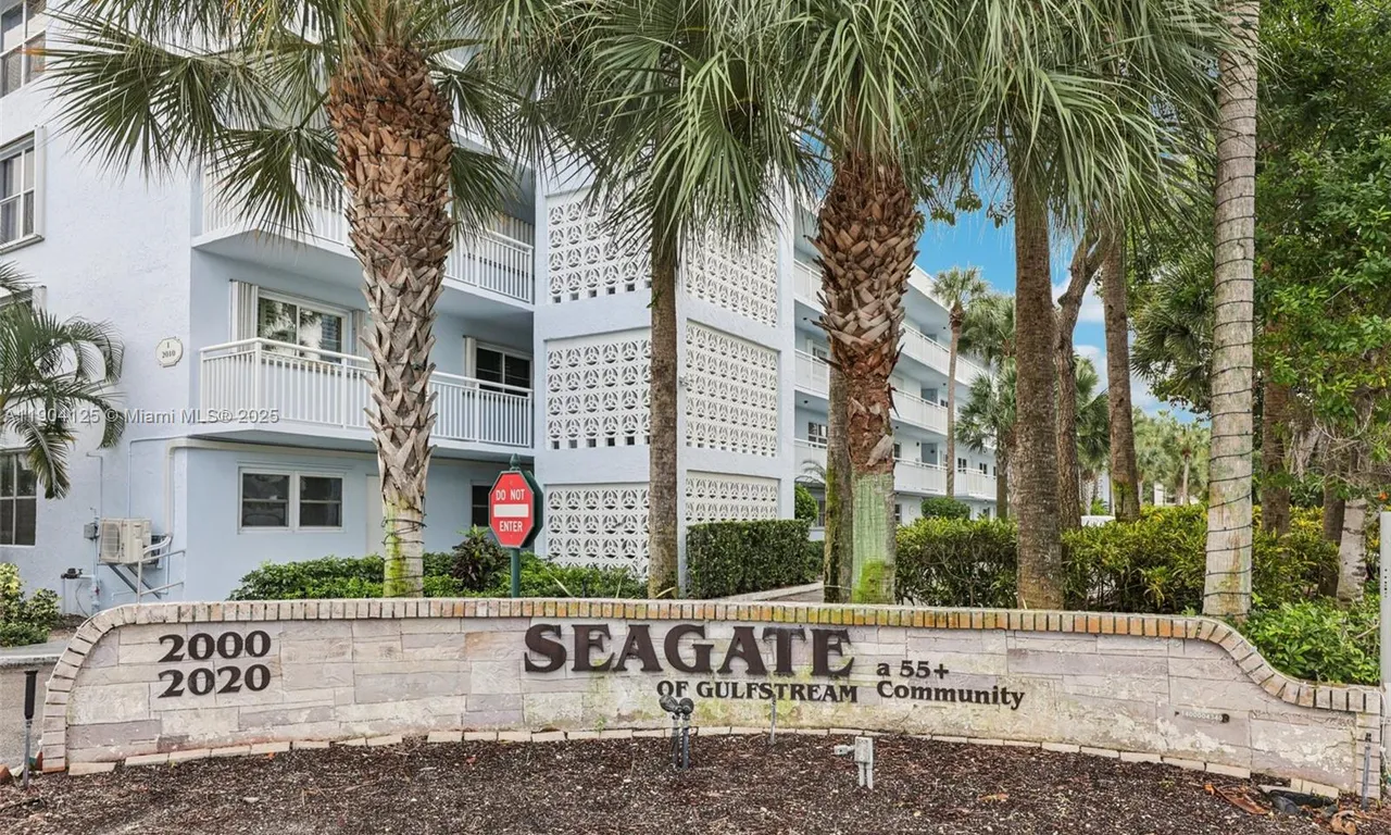 2012 S Federal Hwy # 105, Boynton Beach FL 33435