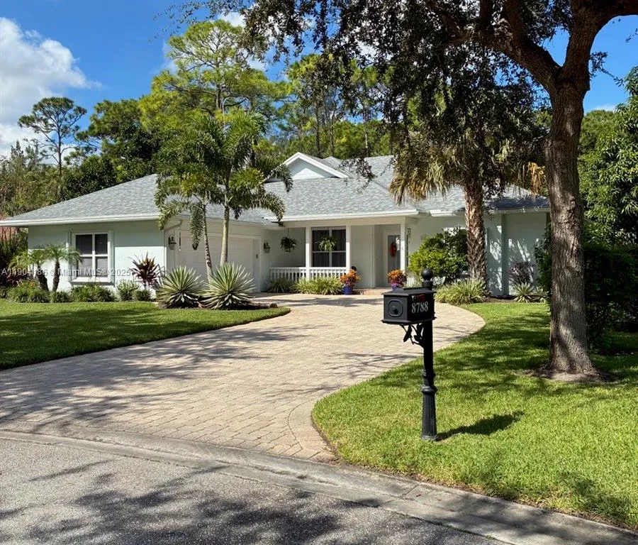 8788 SW Fishermans Wharf Dr, Stuart FL 34997
