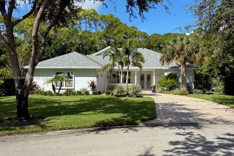 8788 SW Fishermans Wharf Dr, Stuart FL 34997