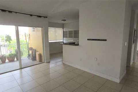 21000 SW 87th Ave # 308, Cutler Bay FL 33189