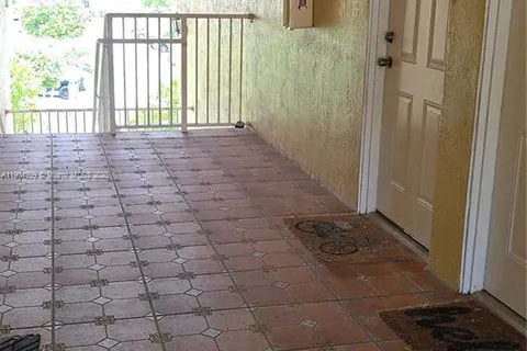 21000 SW 87th Ave # 308, Cutler Bay FL 33189