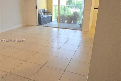 21000 SW 87th Ave # 308, Cutler Bay FL 33189