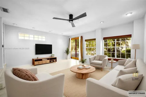 641 Maple Oak Circle # 101, Other City - In The State Of Florida FL 32701