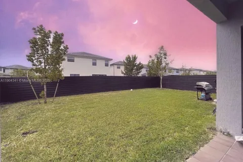 8824 NW 161st Ter, Miami Lakes FL 33018