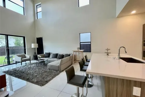 8824 NW 161st Ter, Miami Lakes FL 33018