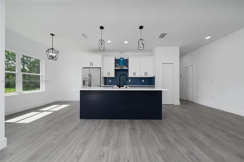 3270 Framinghan Ave SW, Palm Bay FL 32908