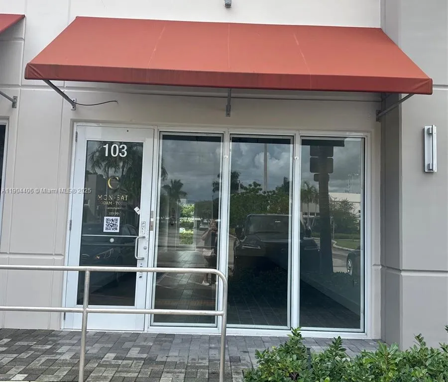 9620 Stirling Rd Stirling Rd # 103, Cooper City FL 33024