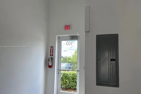 9620 Stirling Rd # 103, Cooper City FL 33024