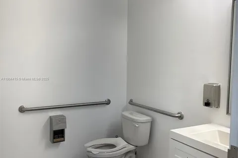 9620 Stirling Rd # 103, Cooper City FL 33024