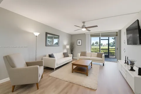 23249 N Barwood Ln N # 102, Boca Raton FL 33428