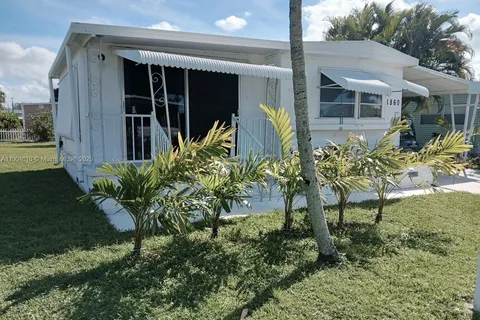 1860 SW 83rd Ter, Davie FL 33324