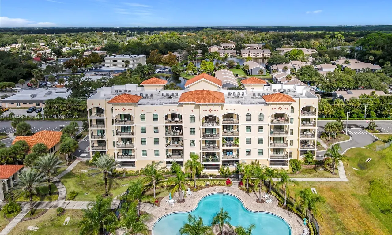 799 STERTHAUS DRIVE # 207, Ormond Beach FL 32174