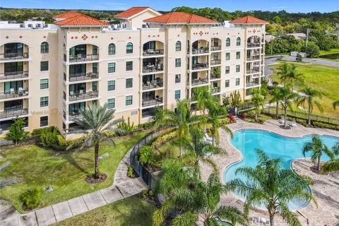 799 STERTHAUS DRIVE # 207, Ormond Beach FL 32174