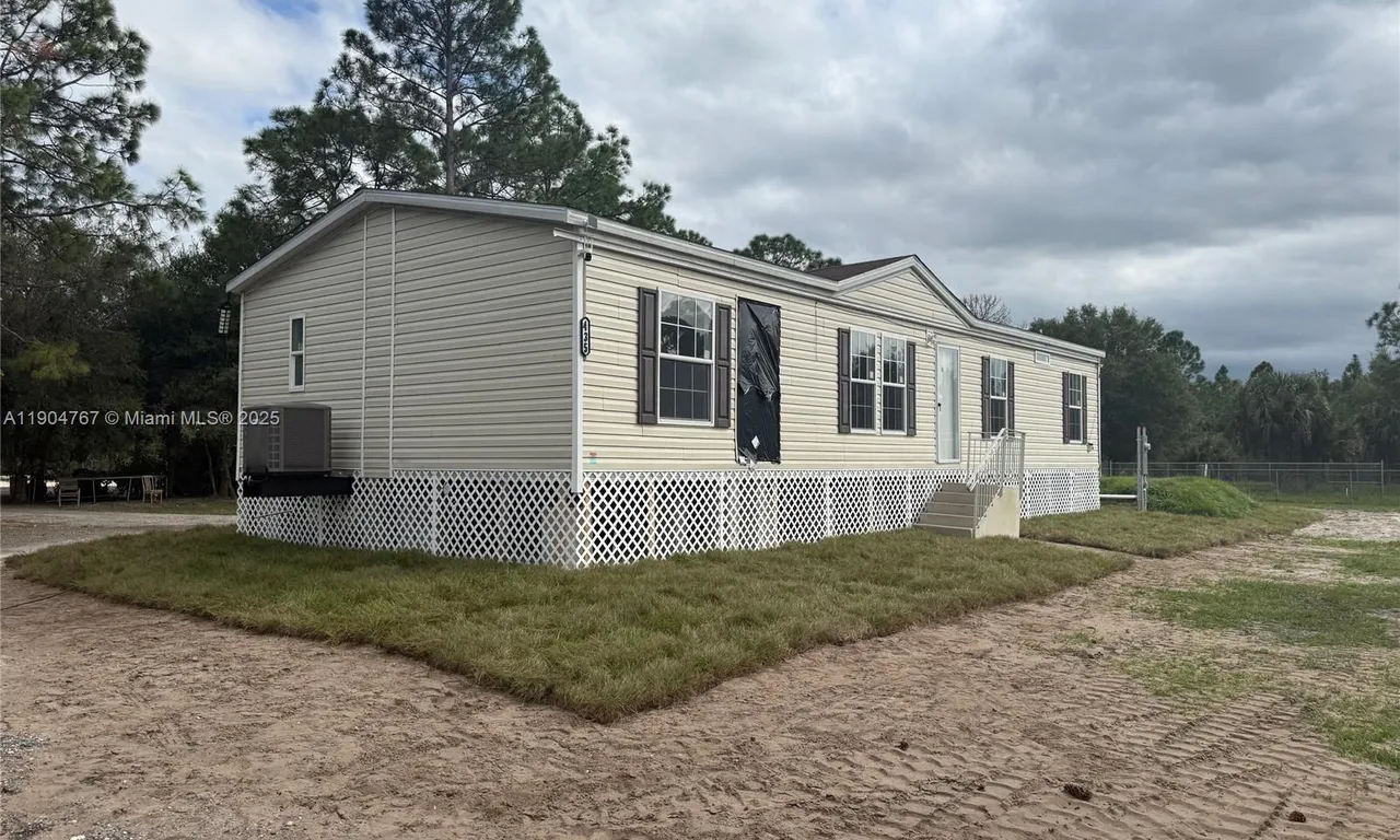 435 S OLIVO, Clewiston FL 33440