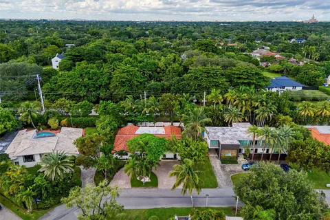 5961 SW 56th Ter, South Miami FL 33143