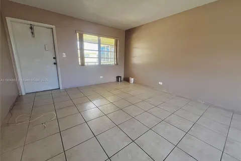 1501 E Arthur St # 9, Hollywood FL 33020