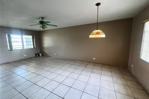 1501 E Arthur St # 9, Hollywood FL 33020