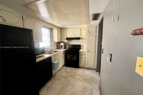 1501 Arthur St # 7, Hollywood FL 33020