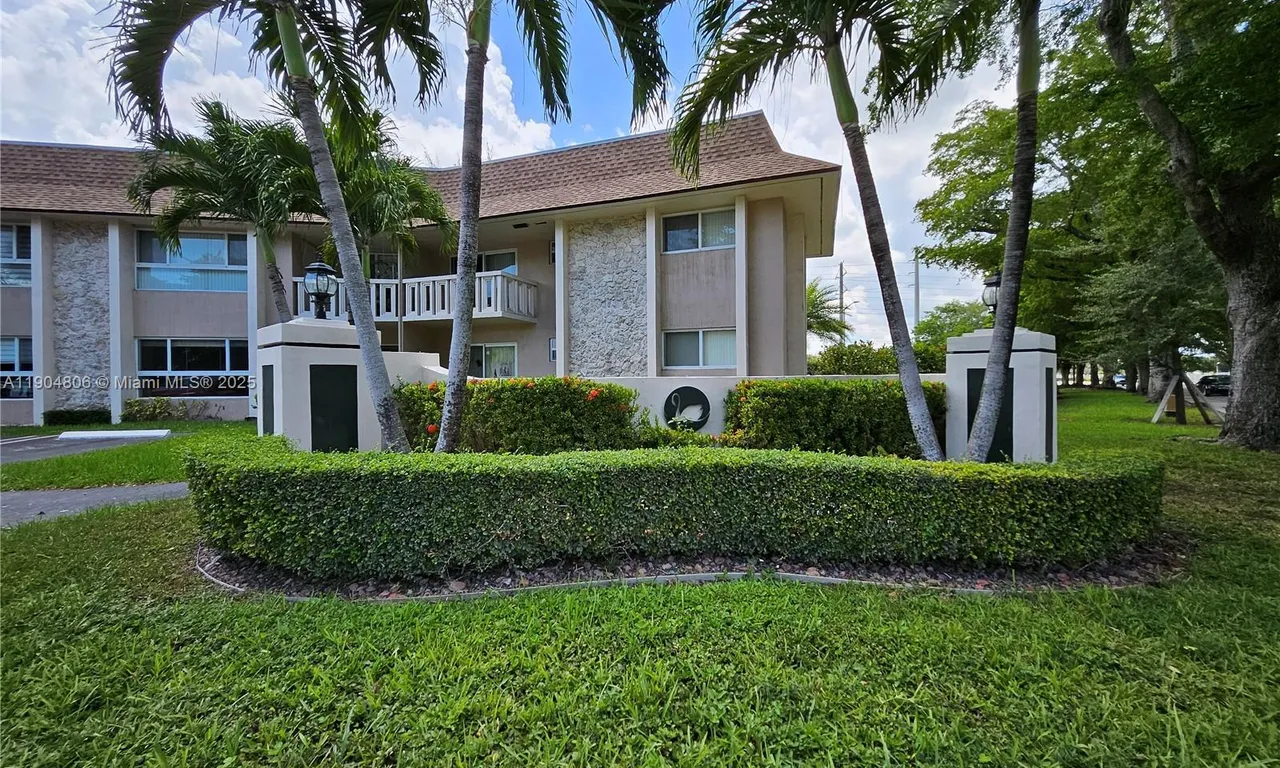 7490 Miami Lakes Dr # A108, Miami Lakes FL 33014