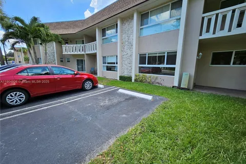 7490 Miami Lakes Dr # A108, Miami Lakes FL 33014