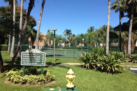 8281 SW 128th St # 107, Pinecrest FL 33156