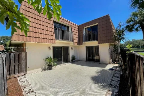 157 Heritage Way, West Palm Beach FL 33407