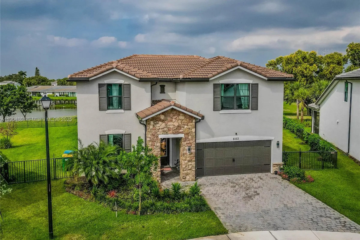 8152 NW 78th St, Tamarac FL 33321