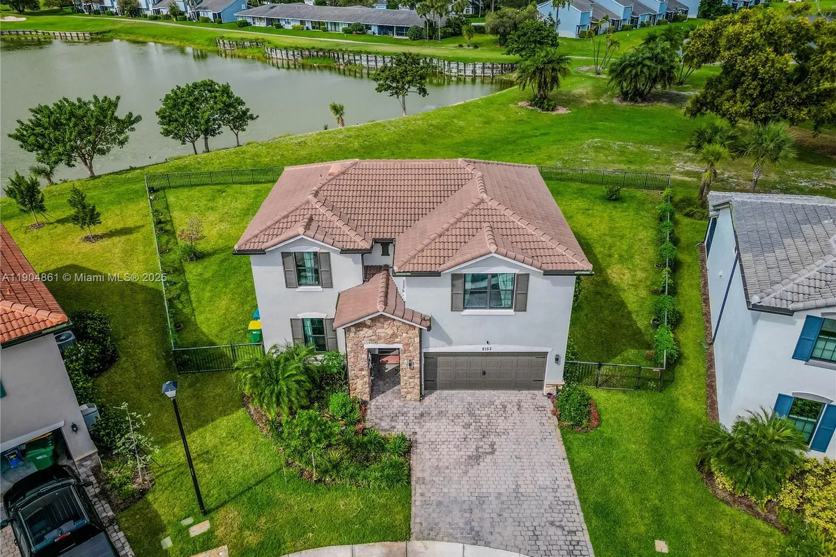 8152 NW 78th St, Tamarac FL 33321
