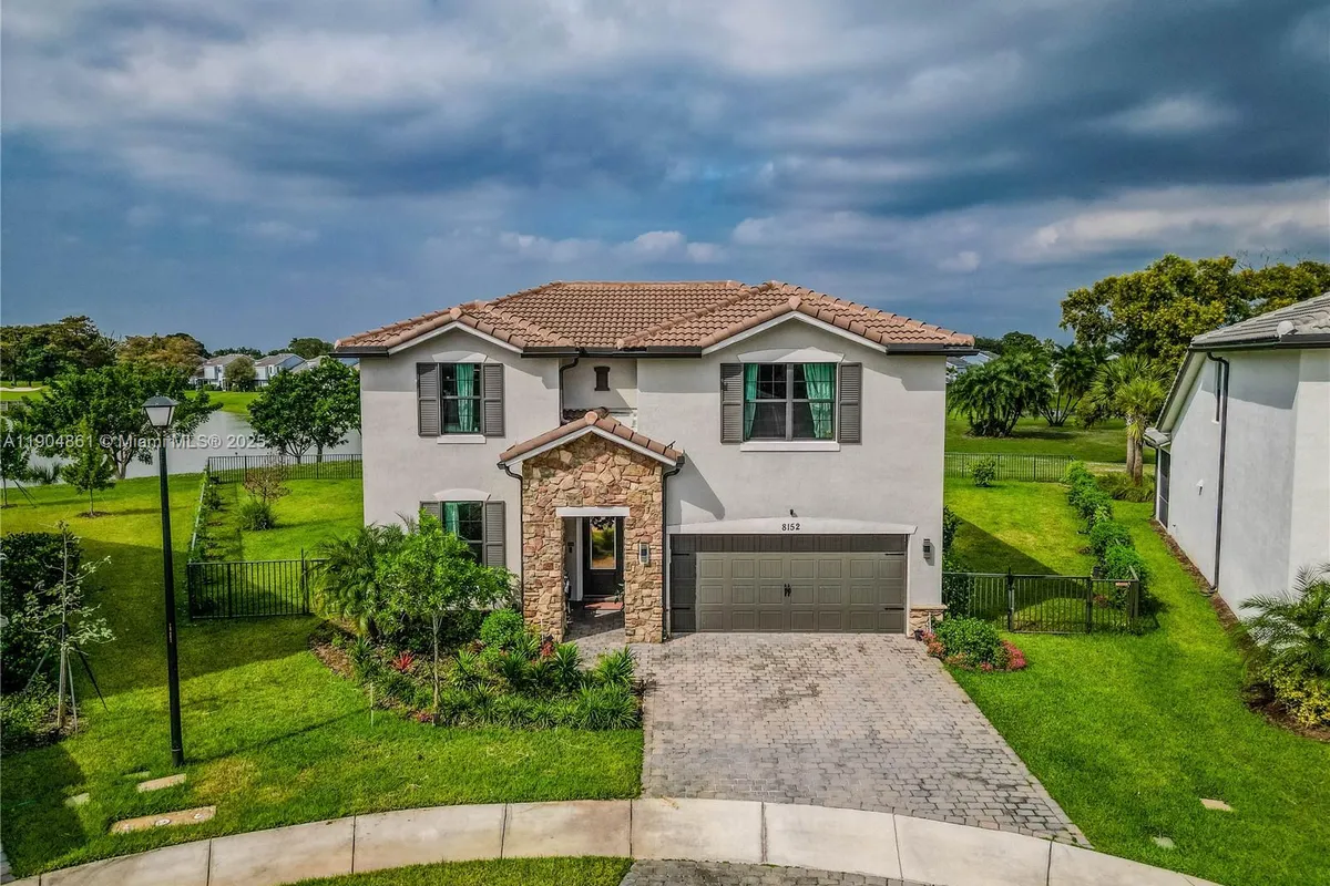 8152 NW 78th St, Tamarac FL 33321