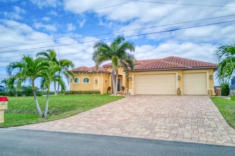 4635 NW 32nd Ter, Cape Coral FL 33993