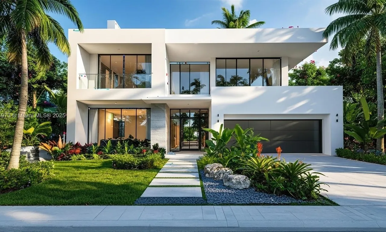 129 NE 87th St, El Portal FL 33138