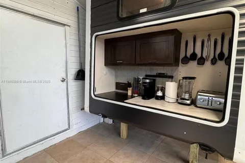 325 Calusa St 44, Key Largo FL 33037