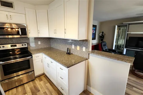 756 Flanders P # 756, Delray Beach FL 33484