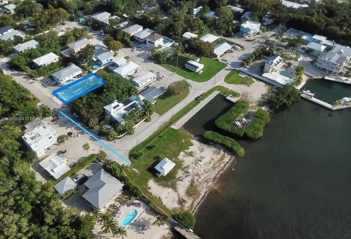 59 Tarpon Ave, Key Largo FL 33037