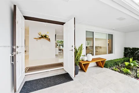 7870 SW 141st Ter, Palmetto Bay FL 33158