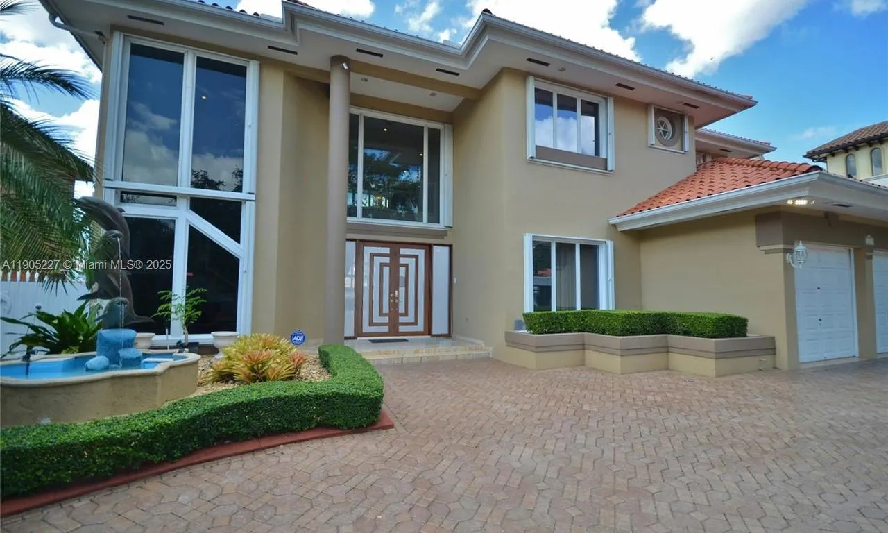 16232 NW 79th Ave, Miami Lakes FL 33016