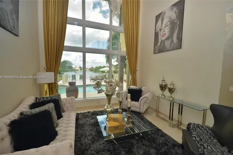 16232 NW 79th Ave, Miami Lakes FL 33016