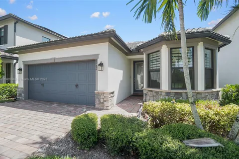 8262 Cinch Way, Lake Worth FL 33467
