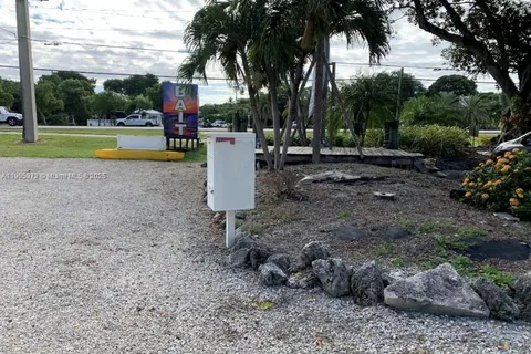 102970 Overseas Hwy, Key Largo FL 33037