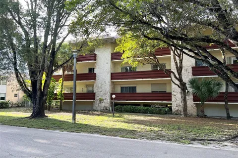 1205 Mariposa Ave # 402, Coral Gables FL 33146