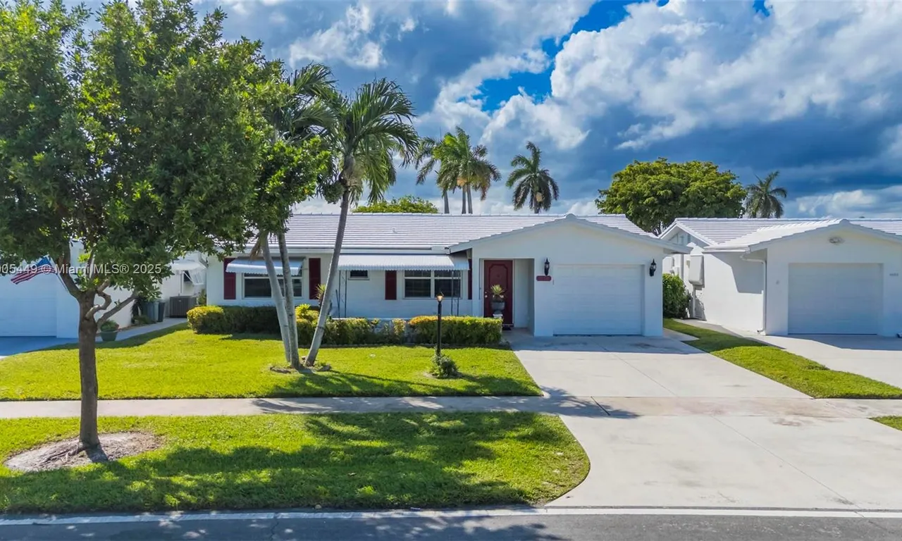 1005 SW 18th St, Boynton Beach FL 33426