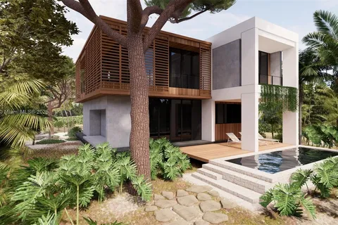 355 NE 86th St, El Portal FL 33138