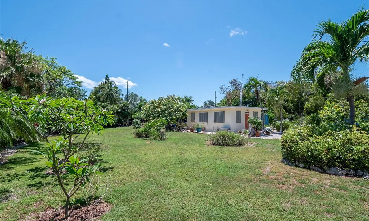 306 Lime St, Key Largo FL 33037