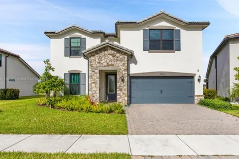 7700 NW 84th Ln, Tamarac FL 33321